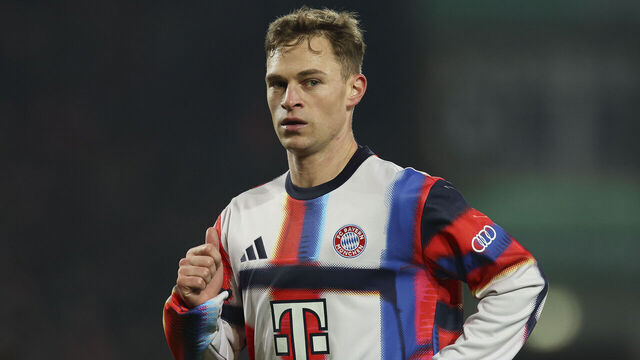 BERLIN, GERMANY - DECEMBER 03: Manuel Neuer of Bayern München looks on prior to the DFB Cup round of 16 match between 1. FC Union Berlin and FC Bayern München at Stadion an der alten Försterei on December 03, 2025 in Berlin, Germany.