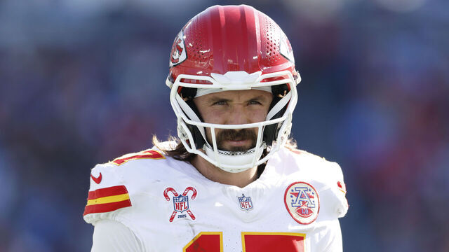 NASHVILLE, TENNESSEE - DECEMBER 21: Gardner Minshew #17 of the Kansas City Chiefs looks on in the first quarter of the game against the Tennessee Titans at Nissan Stadium on December 21, 2025 in Nashville, Tennessee.