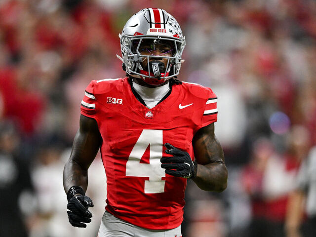INDIANAPOLIS, IN - DECEMBER 06: Ohio State Buckeyes WR Jeremiah Smith (4) during the Big Ten Championship football game between the Indiana Hoosiers and the Ohio State Buckeyes on December 6, 2025 at Lucas Oil Stadium in Indianapolis, IN.