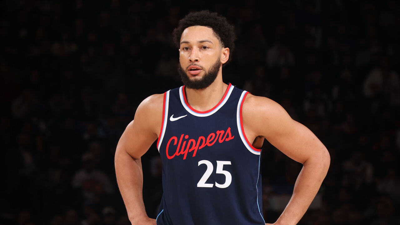 NEW YORK, NY - MARCH 26: Ben Simmons #25 of the LA Clippers looks on during the game against the New York Knicks on March 26, 2025 at Madison Square Garden in New York City, New York. Mandatory Copyright Notice: Copyright 2025 NBAE