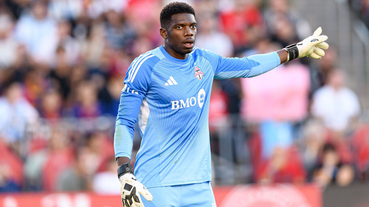 TORONTO, ON - SEPTEMBER 27: Toronto FC goalkeeper Sean Johnson (1) reacts during the MLS regular season game between Inter Miami CF and Toronto FC on September 27, 2025, at BMO Field in Toronto, ON, Canada.