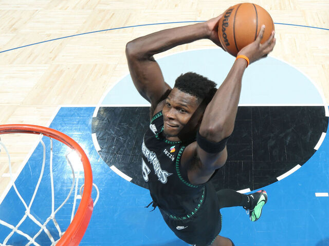 MINNEAPOLIS, MN - DECEMBER 23: Anthony Edwards #5 of the Minnesota Timberwolves drives to the basket during the game against the New York Knicks on December 23, 2025 at Target Center in Minneapolis, Minnesota. Mandatory Copyright Notice: Copyright 2025 NBAE
