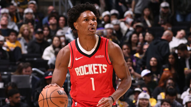 LOS ANGELES, CA - DECEMBER 25: Amen Thompson #1 of the Houston Rockets handles the ball during the game against the Los Angeles Lakers on December 25, 2025 at Crypto.Com Arena in Los Angeles, California. NOTE TO USER: User expressly acknowledges and agrees that, by downloading and/or using this Photograph, user is consenting to the terms and conditions of the Getty Images License Agreement. Mandatory Copyright Notice: Copyright 2025 NBAE