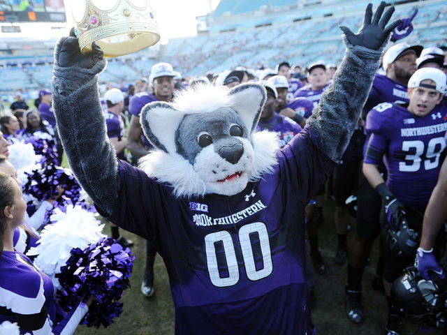 VIDEO: Northwestern's Steven Reese celebrates victory with aggressive macarena