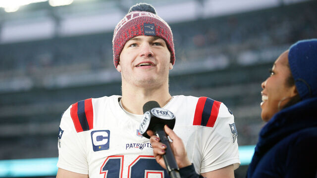 EAST RUTHERFORD, NEW JERSEY - DECEMBER 28: Drake Maye #10 of the New England Patriots is interviewed after defeating the New York Jets 42-10 at MetLife Stadium on December 28, 2025 in East Rutherford, New Jersey.