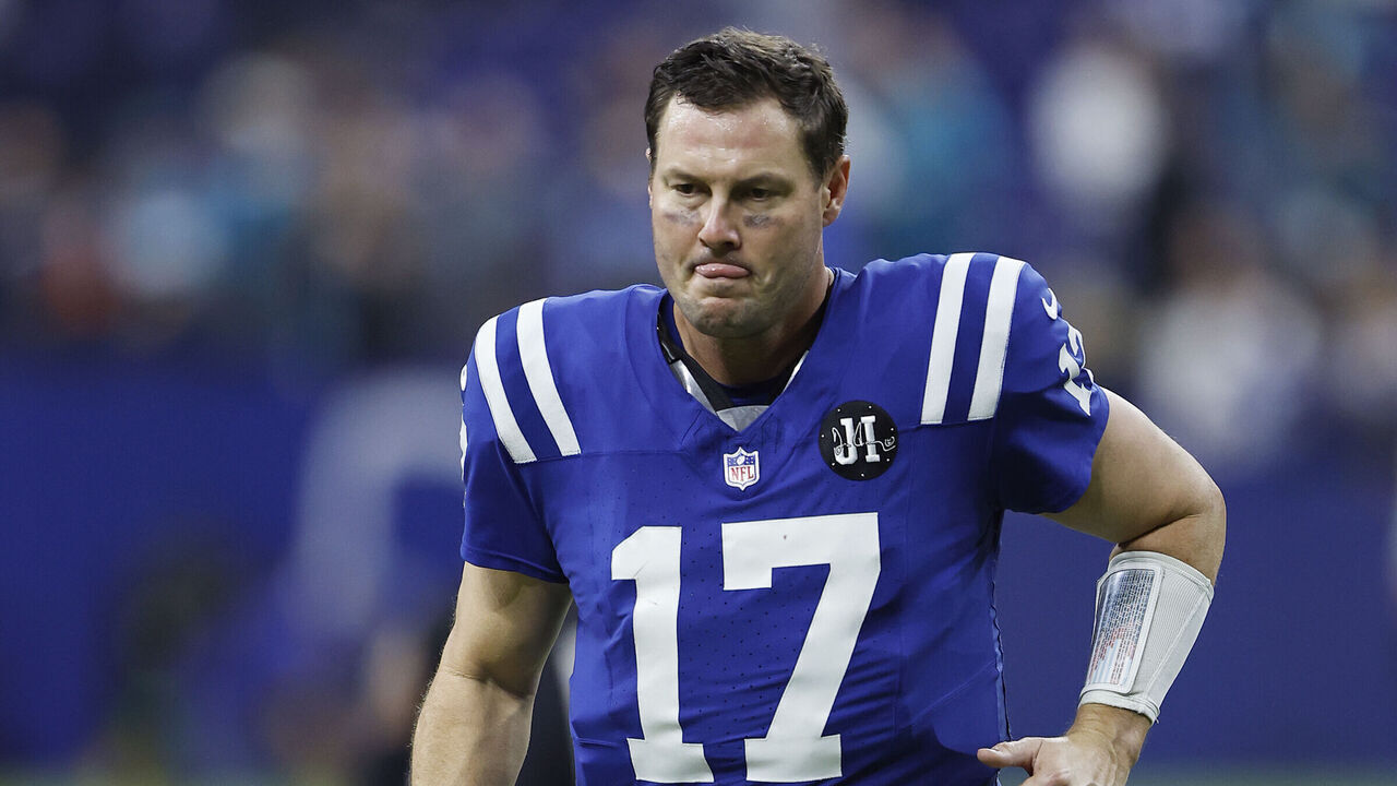 INDIANAPOLIS, IN - DECEMBER 28: Indianapolis Colts quarterback Philip Rivers (17) runs off the field after an NFL game between the Jacksonville Jaguars and the Indianapolis Colts on December 28, 2025 at Lucas Oil Stadium, in Indianapolis, IN.