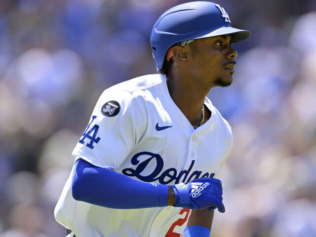 LOS ANGELES, CALIFORNIA - JULY 20: Esteury Ruiz #27 of the Los Angeles Dodgers runs the bases after a solo home run against the Milwaukee Brewers at Dodger Stadium on July 20, 2025 in Los Angeles, California.
