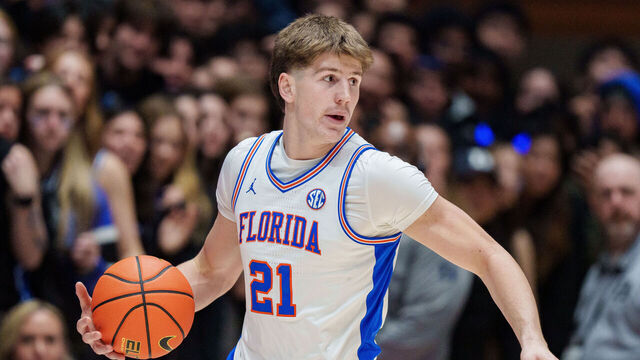 DURHAM, NORTH CAROLINA - DECEMBER 02: Alex Condon #21 of the Florida Gators plays against the Duke Blue Devils during their game at Cameron Indoor Stadium on December 02, 2025 in Durham, North Carolina.