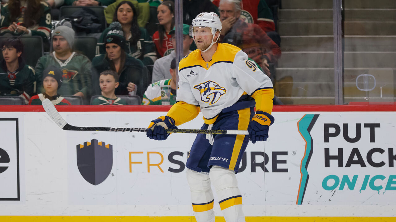 SAINT PAUL, MN - DECEMBER 23: Nashville Predators center Steven Stamkos (91) skates on the ice during the first period of the NHL game between the Nashville Predators and Minnesota Wild on December 23rd, 2025, at Grand Casino Arena in St. Paul, MN.