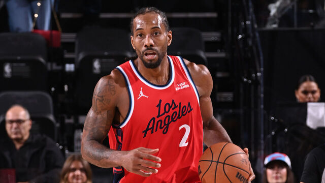 INGLEWOOD, CA - JANUARY 1: Kawhi Leonard #2 of the LA Clippers dribbles the ball during the game against the Utah Jazz on January 1, 2026 at Intuit Dome in Los Angeles, California. NOTE TO USER: User expressly acknowledges and agrees that, by downloading and/or using this Photograph, user is consenting to the terms and conditions of the Getty Images License Agreement. Mandatory Copyright Notice: Copyright 2026 NBAE