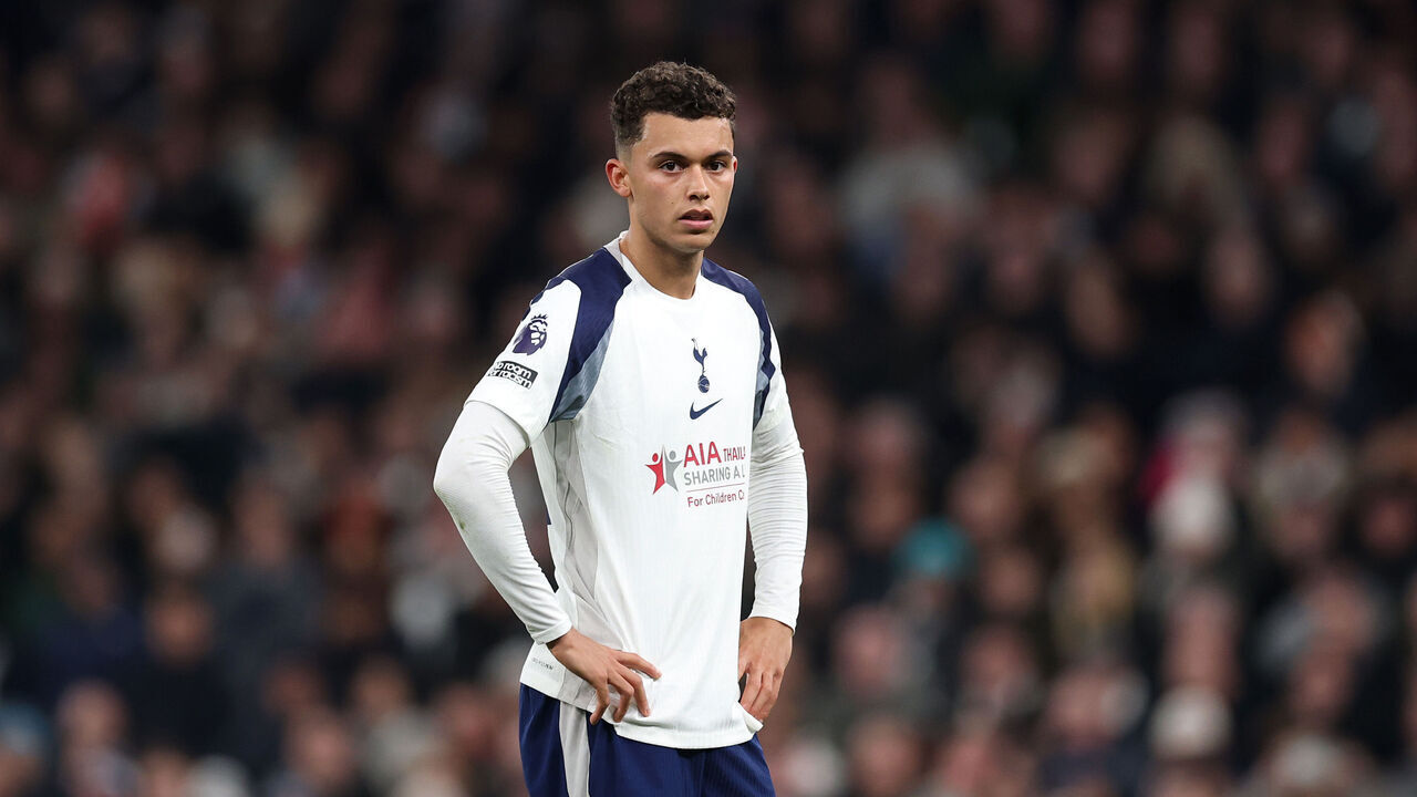 LONDON, ENGLAND - DECEMBER 20: Brennan Johnson of Tottenham Hotspur during the Premier League match between Tottenham Hotspur and Liverpool at Tottenham Hotspur Stadium on December 20, 2025 in London, England.