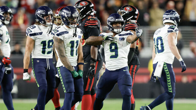 SANTA CLARA, CALIFORNIA - JANUARY 03: Kenneth Walker III #9 of the Seattle Seahawks reacts during the third quarter of a game against the San Francisco 49ers at Levi's Stadium on January 03, 2026 in Santa Clara, California.