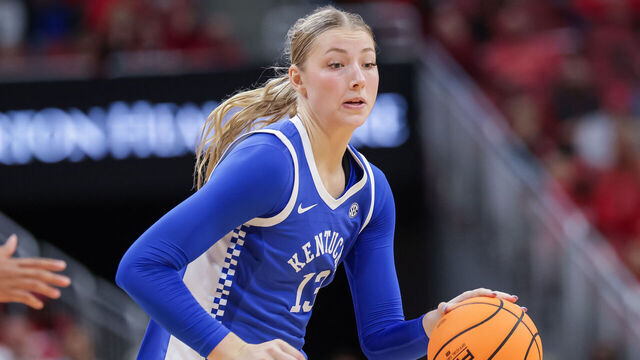 LOUISVILLE, KENTUCKY - NOVEMBER 22: Clara Strack #13 of the Kentucky Wildcats brings the ball up court during the NCAA women's basketball game between the Louisville Cardinals and the Kentucky Wildcats at KFC YUM! Center on November 22, 2025 in Louisville, Kentucky.