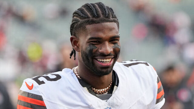 CINCINNATI, OHIO - JANUARY 04: Shedeur Sanders #12 of the Cleveland Browns celebrates after beating the Cincinnati Bengals 20-18 at Paycor Stadium on January 04, 2026 in Cincinnati, Ohio.