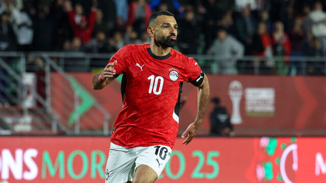 Mohamed Salah celebrates with his team mates after scoring the 3rd goal for Egypt during the match between Egypt vs Benin in the African Cup of Nations 2025 - 16th Round at Grand Stade D'Agadir , Agadir, Morocco