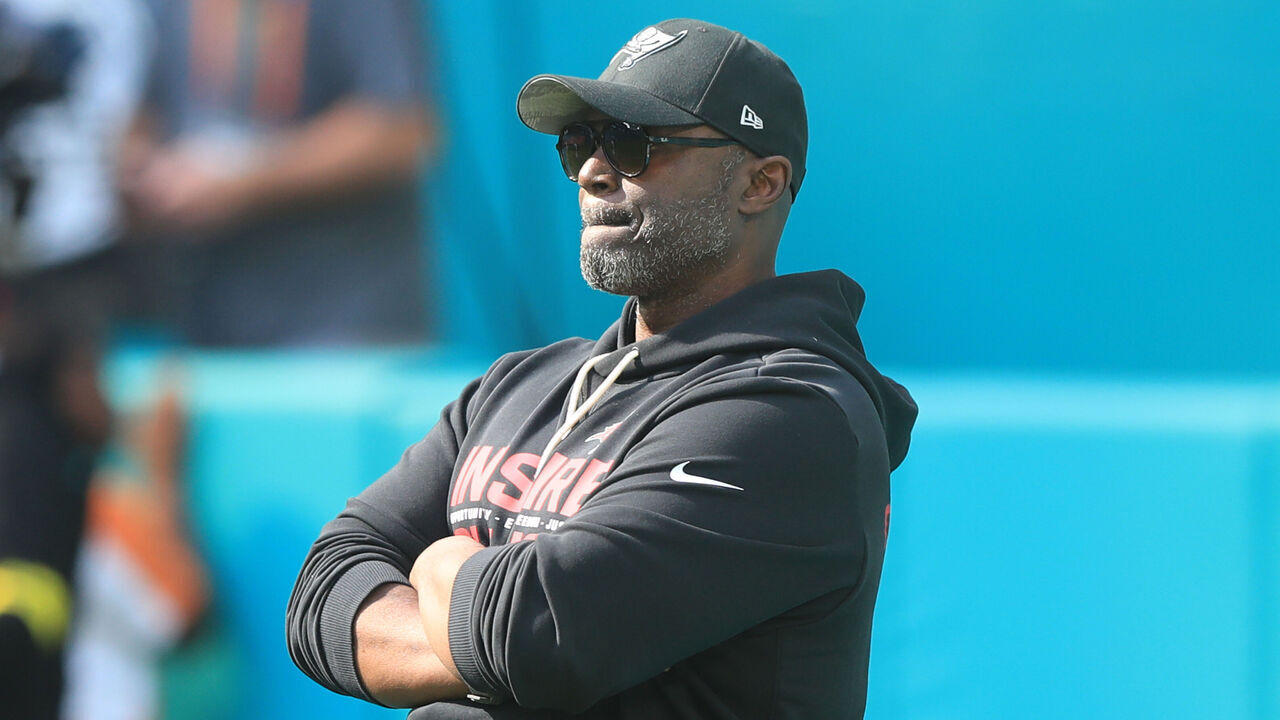MIAMI GARDENS, FL - DEC 28: Tampa Bay Buccaneers Head Coach Todd Bowles looks out on his team before the game between the Tampa Bay Buccaneers and the Miami Dolphins on December 28, 2025 at Hard Rock Stadium in Miami Gardens, FL