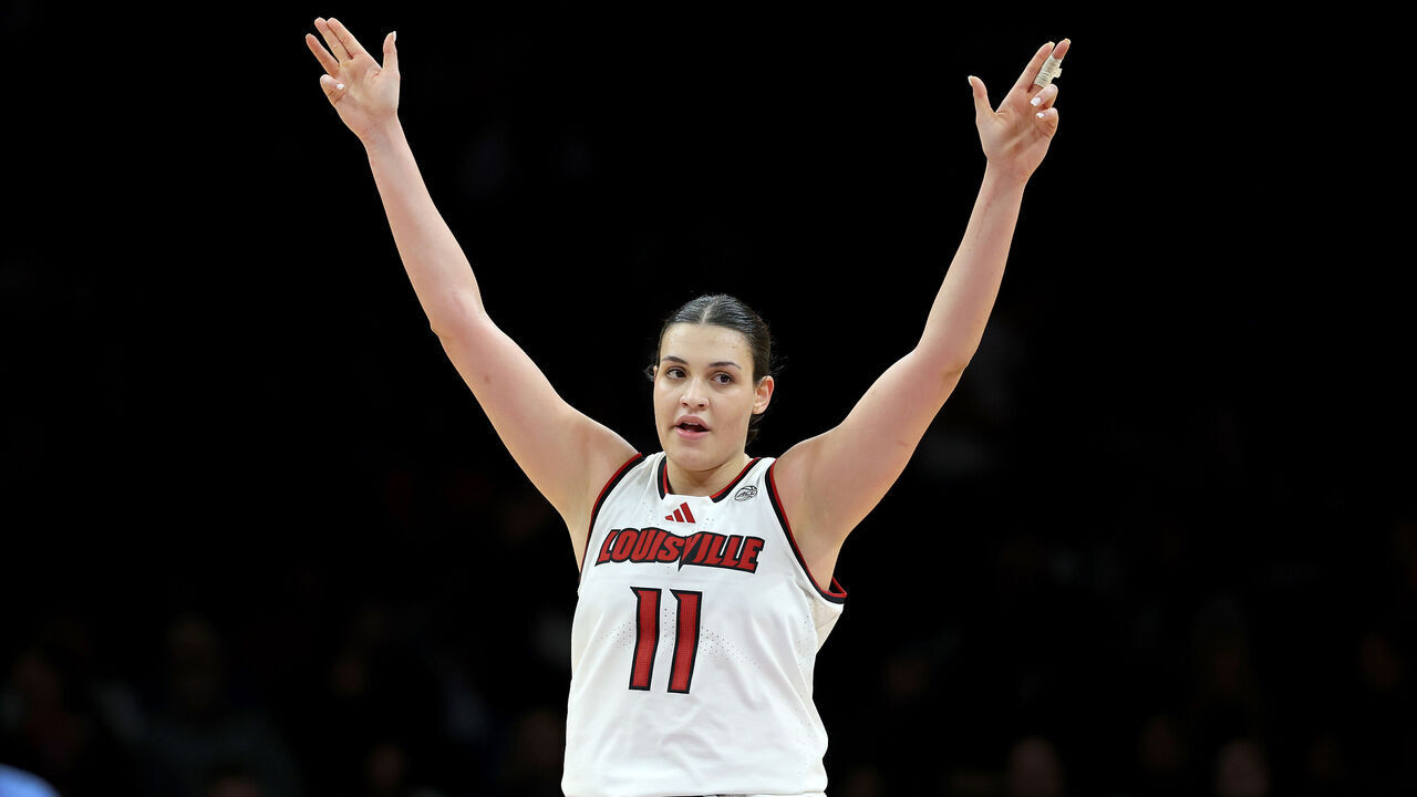 NEW YORK, NEW YORK - DECEMBER 20: Elif Istanbulluoglu #11 of the Louisville Cardinals celebrates the win over the Tennessee Lady Volunteers during the 2025 Women's Champions Classic at Barclays Center on December 20, 2025 in the Brooklyn borough of New York City.