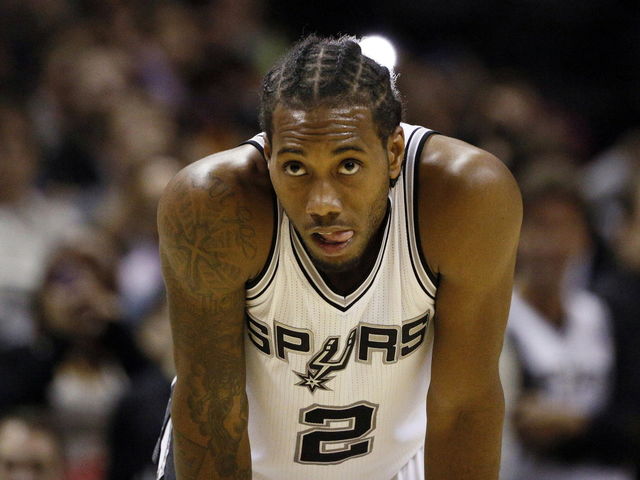 Leonard ties career high but leaves win over Heat with quad issue