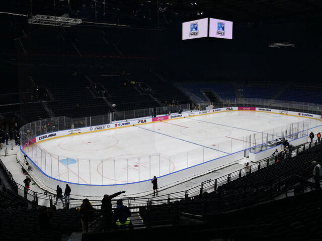 Officials '100% confident' in Olympic rink after hole in | theScore