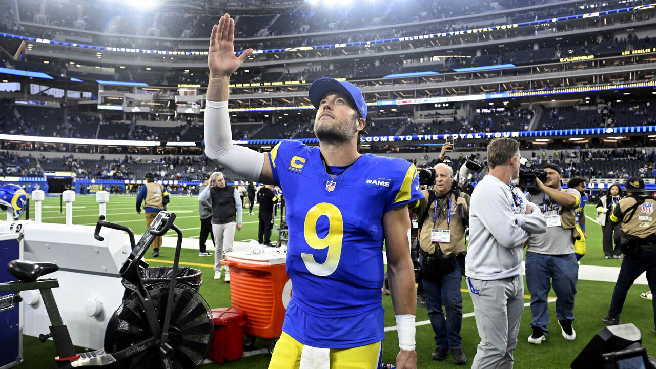 Inglewood, CA - January 04: Quarterback Matthew Stafford #9 of the Los Angeles Rams reacts after defeating the Arizona Cardinals 37-20 to win a NFL football game at SoFi Stadium in Inglewood on Sunday, January 4, 2026.