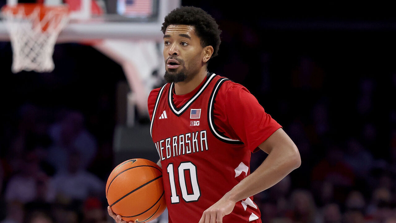 COLUMBUS, OHIO - JANUARY 5: Jamarques Lawrence #10 of the Nebraska Cornhuskers controls the ball during th game against the Ohio State Buckeyes at Value City Arena on January 5, 2026 in Columbus, Ohio. Nebraska defeated Ohio Sate 72-69.