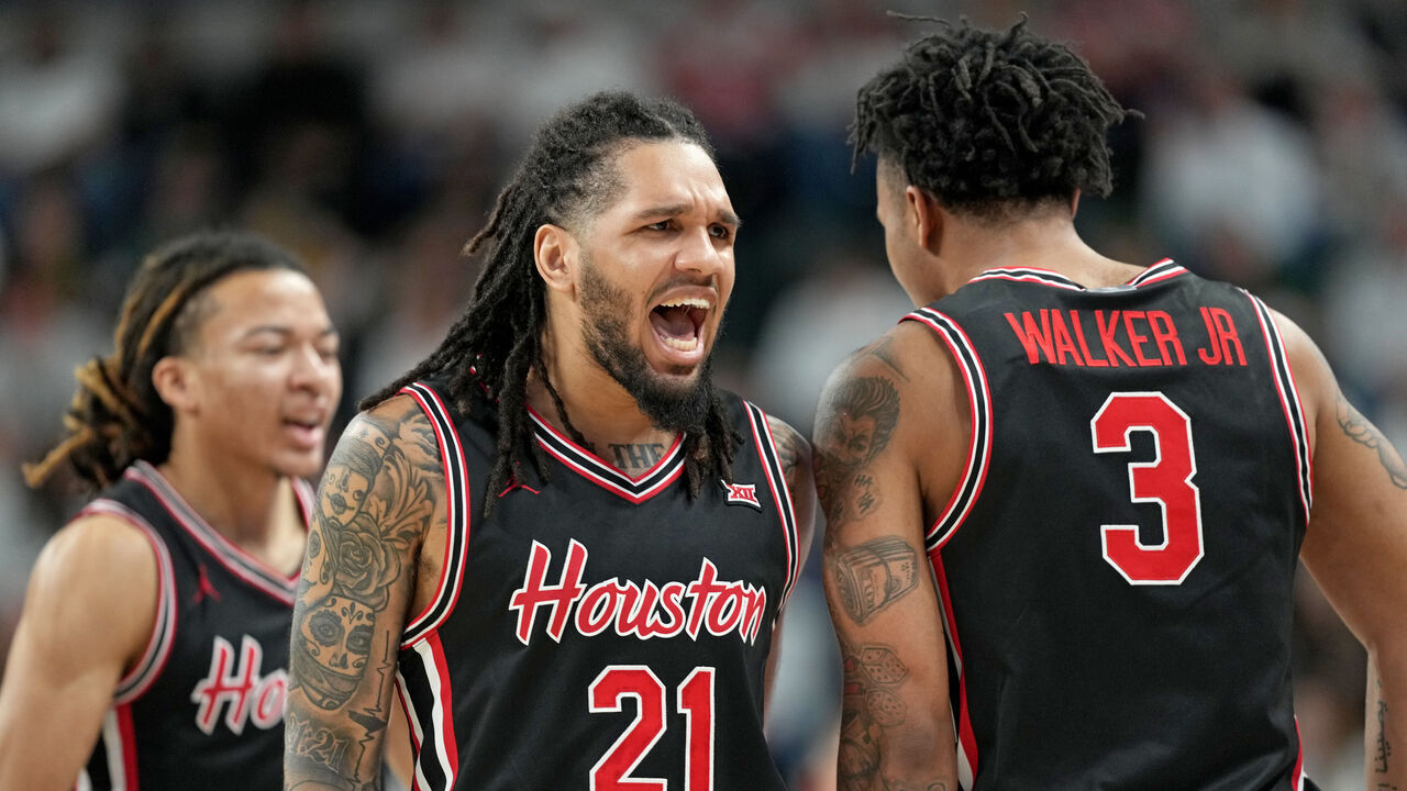 WACO, TEXAS - JANUARY 10: Emanuel Sharp #21 of the Houston Cougars reacts during the first half against the Baylor Bears at Foster Pavilion on January 10, 2026 in Waco, Texas.