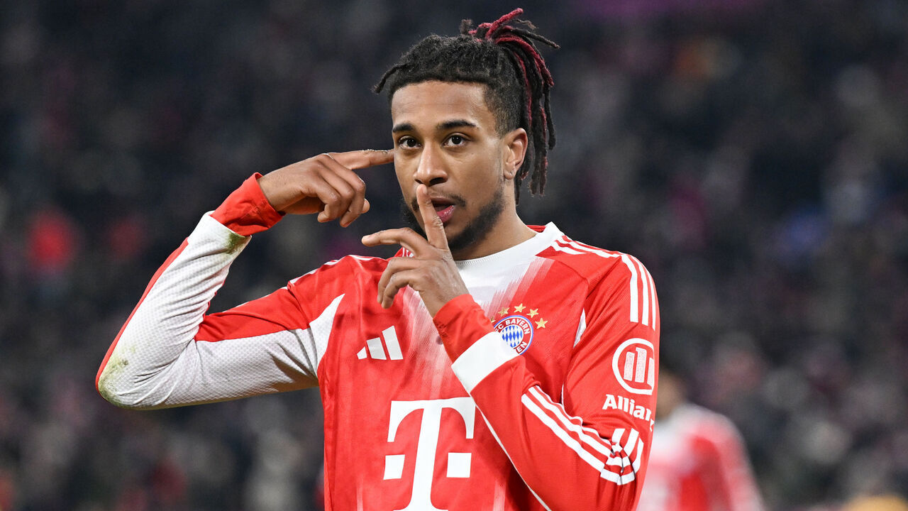 11 January 2026, Bavaria, Munich: Soccer: Bundesliga, Bayern Munich - VfL Wolfsburg, Matchday 16, Allianz Arena, Michael Olise (Bayern Munich) celebrates after his goal to make it 7:1. IMPORTANT NOTE: In accordance with the regulations of the DFL German Football League and the DFB German Football Association, it is prohibited to use or have used photographs taken in the stadium and/or of the match in the form of sequential images and/or video-like photo series. Photo: Sven Hoppe/dpa