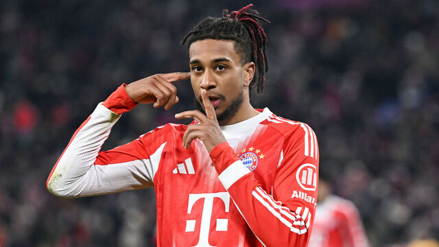 11 January 2026, Bavaria, Munich: Soccer: Bundesliga, Bayern Munich - VfL Wolfsburg, Matchday 16, Allianz Arena, Michael Olise (Bayern Munich) celebrates after his goal to make it 7:1. IMPORTANT NOTE: In accordance with the regulations of the DFL German Football League and the DFB German Football Association, it is prohibited to use or have used photographs taken in the stadium and/or of the match in the form of sequential images and/or video-like photo series. Photo: Sven Hoppe/dpa