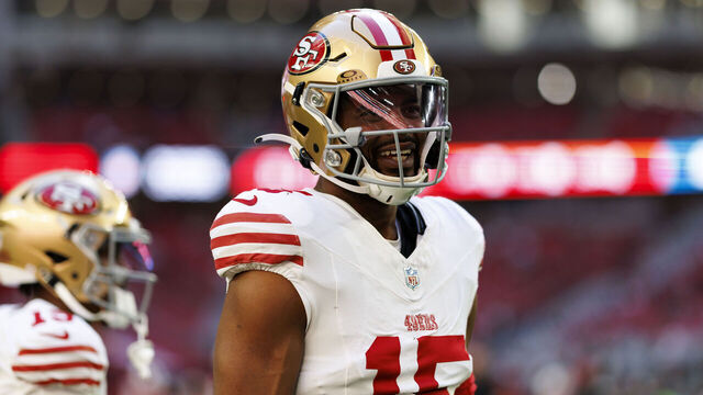 GLENDALE, ARIZONA - JANUARY 5: Wide receiver Jauan Jennings #15 of the San Francisco 49ers stands on the field prior to an NFL football game against the Arizona Cardinals at State Farm Stadium on January 5, 2025 in Glendale, Arizona.