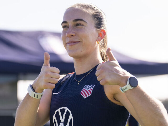 CHAMPIONSGATE, FL - NOVEMBER 25: Sam Coffey of the United States warms up before USWNT training at the training fields on November 25, 2025 in Championsgate, Florida.