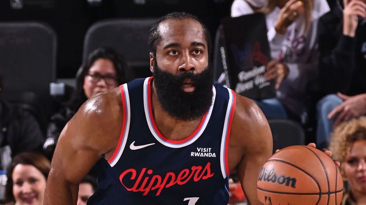 INGLEWOOD, CA - January 14: James Harden #1 of the LA Clippers handles the ball during the game against the Washington Wizards on January 14, 2026 at Intuit Dome in Los Angeles, California. NOTE TO USER: User expressly acknowledges and agrees that, by downloading and/or using this Photograph, user is consenting to the terms and conditions of the Getty Images License Agreement. Mandatory Copyright Notice: Copyright 2026 NBAE
