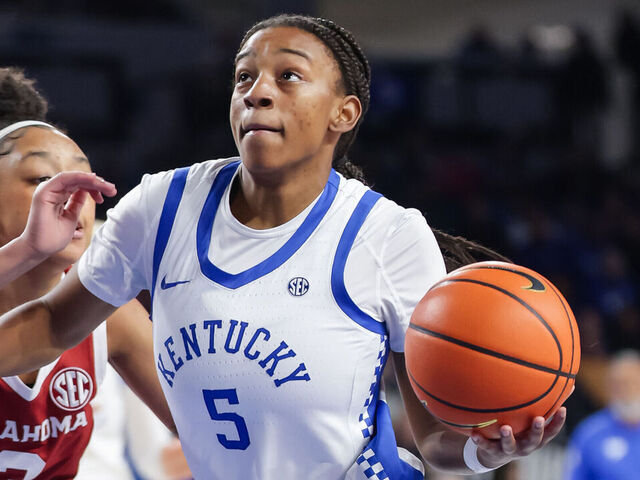 LEXINGTON, KENTUCKY - JANUARY 11: Tonie Morgan #5 of the Kentucky Wildcats drives to the basket during the game against the Oklahoma Sooners at Rupp Arena on January 11, 2026 in Lexington, Kentucky.