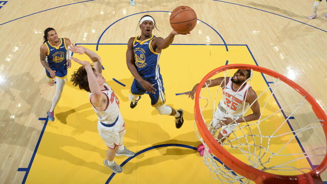 SAN FRANCISCO, CA - JANUARY 15: Jimmy Butler III #10 of the Golden State Warriors drives to the basket during the game against the New York Knicks on January 15, 2026 at Chase Center in San Francisco, California. NOTE TO USER: User expressly acknowledges and agrees that, by downloading and or using this photograph, user is consenting to the terms and conditions of Getty Images License Agreement. Mandatory Copyright Notice: Copyright 2026 NBAE
