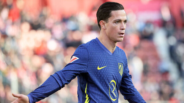 Giacomo Raspadori plays during the match between Girona FC and Club Atletico de Madrid, corresponding to week 17 of LaLiga EA Sports, at the Montilivi Stadium in Girona, Spain, on December 21, 2025.
