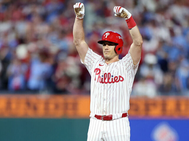 Report: Phillies, Realmuto reunite on 3-year, $45M deal | theScore.com