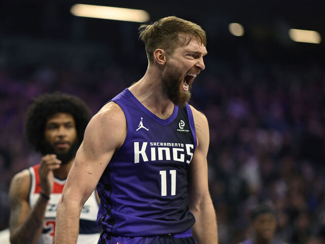 SACRAMENTO, CALIFORNIA - JANUARY 16: Domantas Sabonis #11 of the Sacramento Kings celebrates against the Washington Wizards in the first quarter at Golden 1 Center on January 16, 2026 in Sacramento, California.