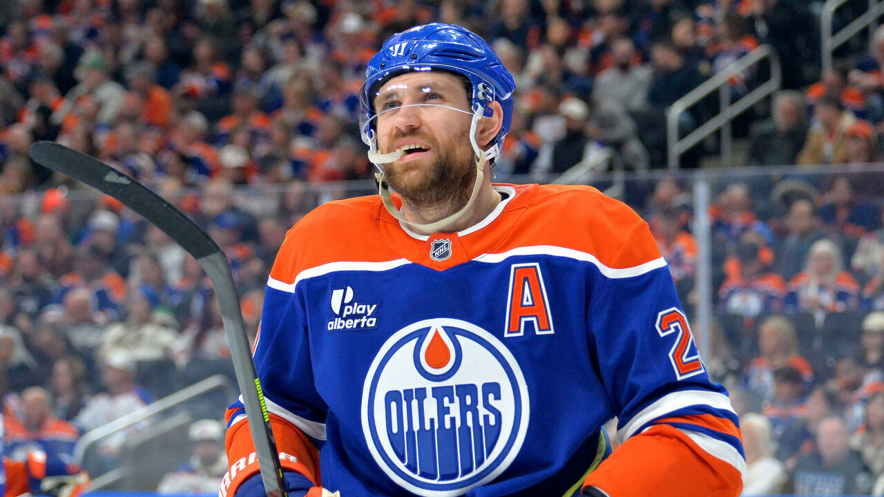 EDMONTON, CANADA - JANUARY 10: Leon Draisaitl #29 of the Edmonton Oilers in action during the game against the Los Angeles Kings at Rogers Place on January 10, 2026, in Edmonton, Alberta, Canada.