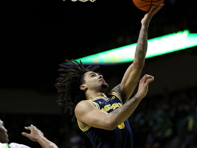 EUGENE, OREGON - JANUARY 17: Elliot Cadeau #3 of the Michigan Wolverines goes up for a layup during the second half against the Oregon Ducks at Matthew Knight Arena on January 17, 2026 in Eugene, Oregon.