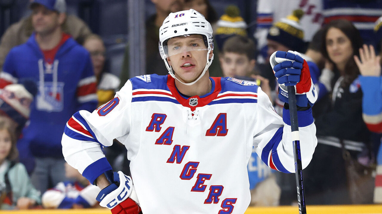 NASHVILLE, TENNESSEE - DECEMBER 21: Artemi Panarin #10 of the New York Rangers warms up prior to the game against the Nashville Predators at Bridgestone Arena on December 21, 2025 in Nashville, Tennessee.