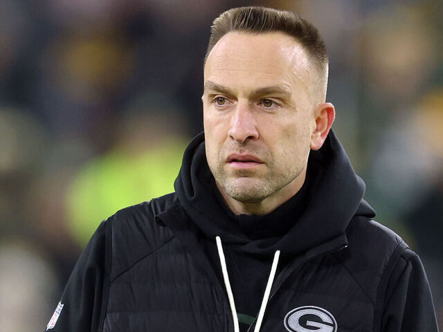 GREEN BAY, WISCONSIN - DECEMBER 27: Defensive coordinator Jeff Hafley of the Green Bay Packers looks on before the game against the Baltimore Ravens at Lambeau Field on December 27, 2025 in Green Bay, Wisconsin.