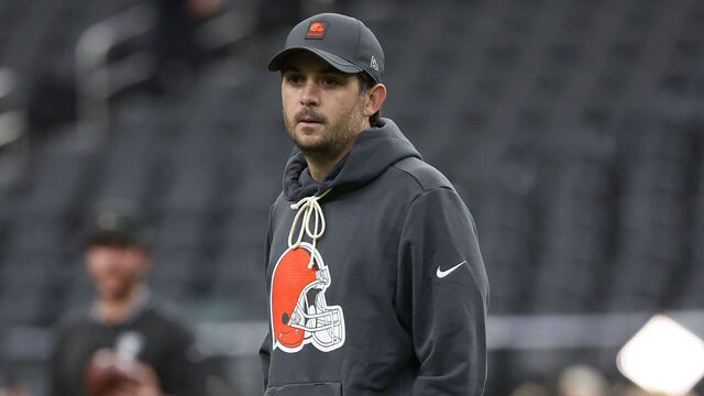 LAS VEGAS, NEVADA - NOVEMBER 23: Offensive Coordinator Tommy Rees of the Cleveland Browns looks on before the game against the Las Vegas Raiders at Allegiant Stadium on November 23, 2025 in Las Vegas, Nevada.
