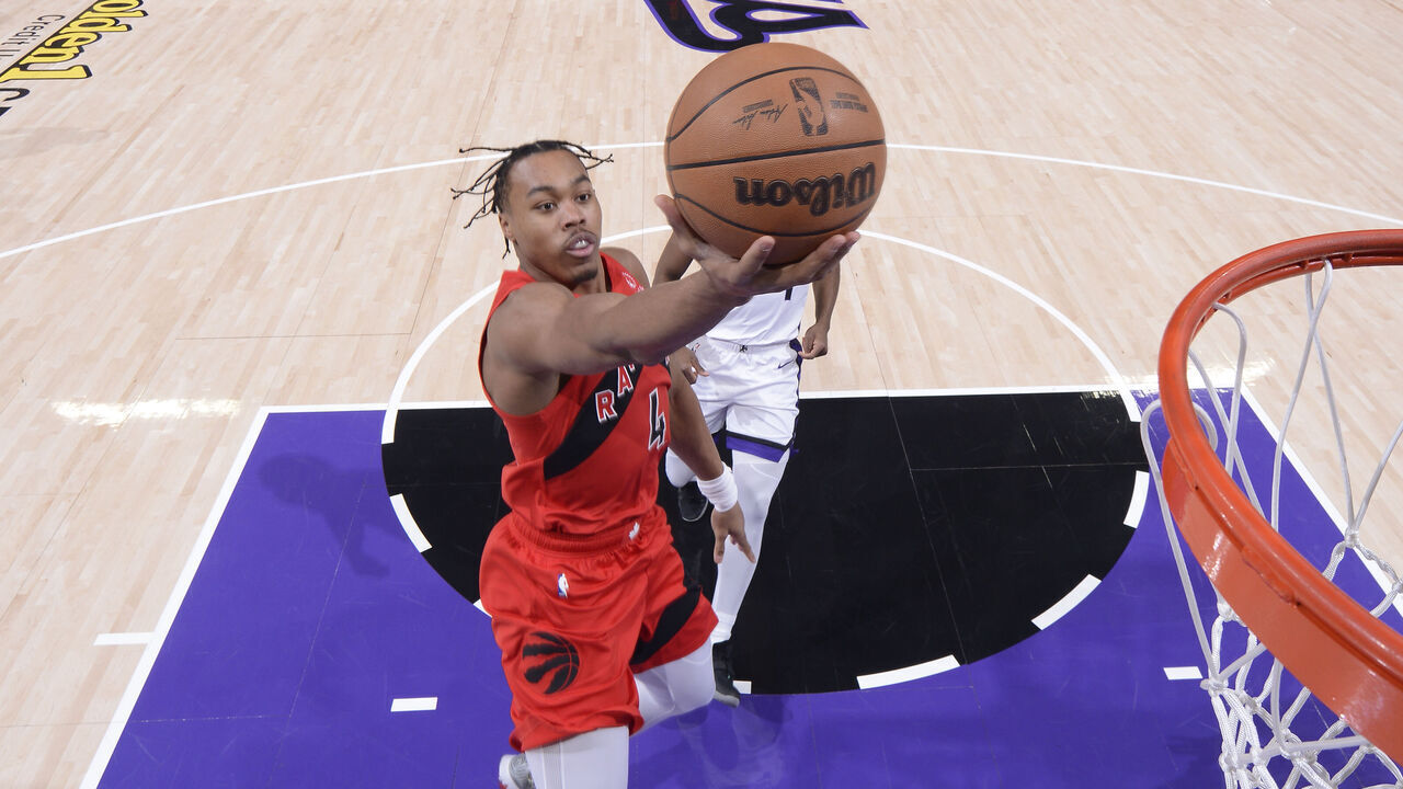 SACRAMENTO, CA - JANUARY 21: Scottie Barnes #4 of the Toronto Raptors drives to the basket during the game against the Sacramento Kings on January 21, 2026 at Golden 1 Center in Sacramento, California. Mandatory Copyright Notice: Copyright 2026 NBAE