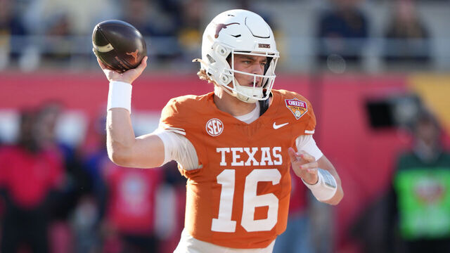 ORLANDO, FL - DECEMBER 31: Texas Longhorns quarterback Arch Manning (16) makes a pass attempt during the Cheez-It Bowl between the Michigan Wolverines and the Texas Longhorns on Wednesday, December 31, 2025 at Camping World Stadium in Orlando, FL