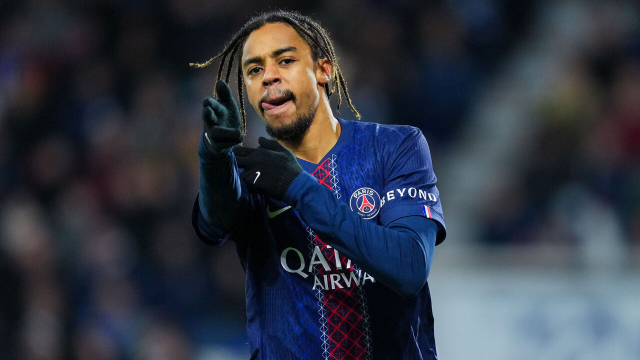 AUXERRE, FRANCE - JANUARY 23: Bradley Barcola of PSG celebrates after scoring his team's first goal during the Ligue 1 McDonald's match between AJ Auxerre and Paris Saint-Germain FC at Stade Abbe Deschamps on January 23, 2026 in Auxerre, France.