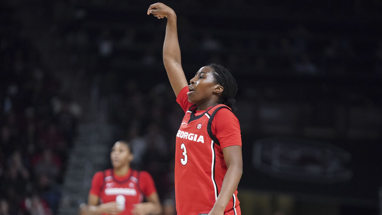 COLUMBIA, SOUTH CAROLINA - JANUARY 11: Dani Carnegie #3 of the Georgia Bulldogs follows through on a shot during the second quarter of an NCAA women's basketball game against the South Carolina Gamecocks at Colonial Life Arena on January 11, 2026 in Columbia, South Carolina.