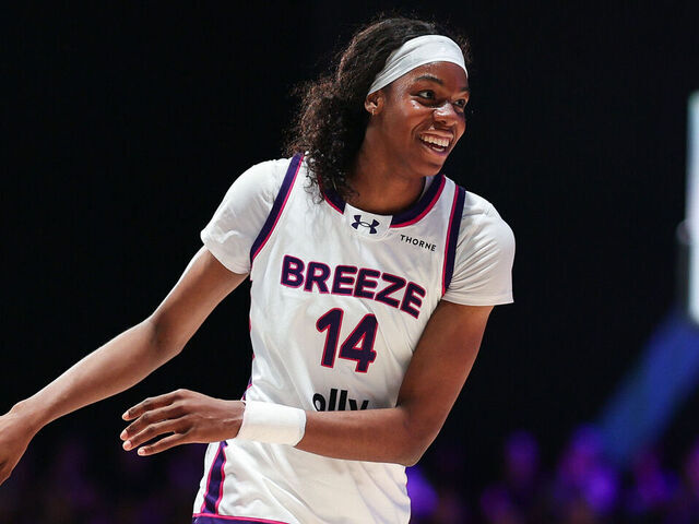 MEDLEY, FLORIDA - JANUARY 24: Dominique Malonga #14 of the Breeze reacts after dunking the ball against the Lunar Owls during the first half of the Unrivaled 2026 game at Sephora Arena on January 24, 2026 in Medley, Florida.