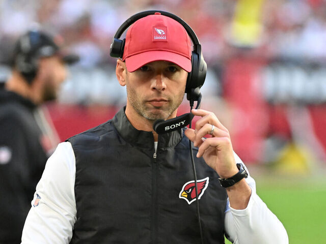 GLENDALE, ARIZONA - DECEMBER 21: Head coach Jonathan Gannon of the Arizona Cardinals walks along the sidelines during a stop in play against the Atlanta Falcons during the NFL 2025 game at State Farm Stadium on December 21, 2025 in Glendale, Arizona.