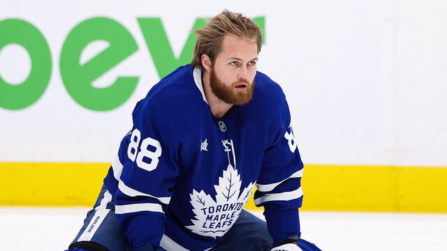 TORONTO, CANADA - JANUARY 10: William Nylander #88 of the Toronto Maple Leafs stretches before the game against the Vancouver Canucks at Scotiabank Arena on January 10, 2026 in Toronto, Ontario, Canada.