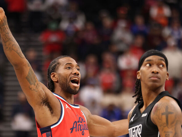 INGLEWOOD, CALIFORNIA - JANUARY 25: Kawhi Leonard #2 of the Los Angeles Clippers reacts during the first half of their game against the Brooklyn Nets at Intuit Dome on January 25, 2026 in Inglewood, California.