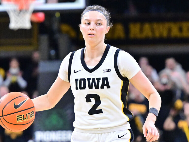Iowa's McCabe suffers season-ending ACL tear